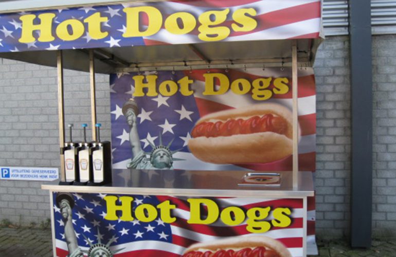Hotdogkraam op feest